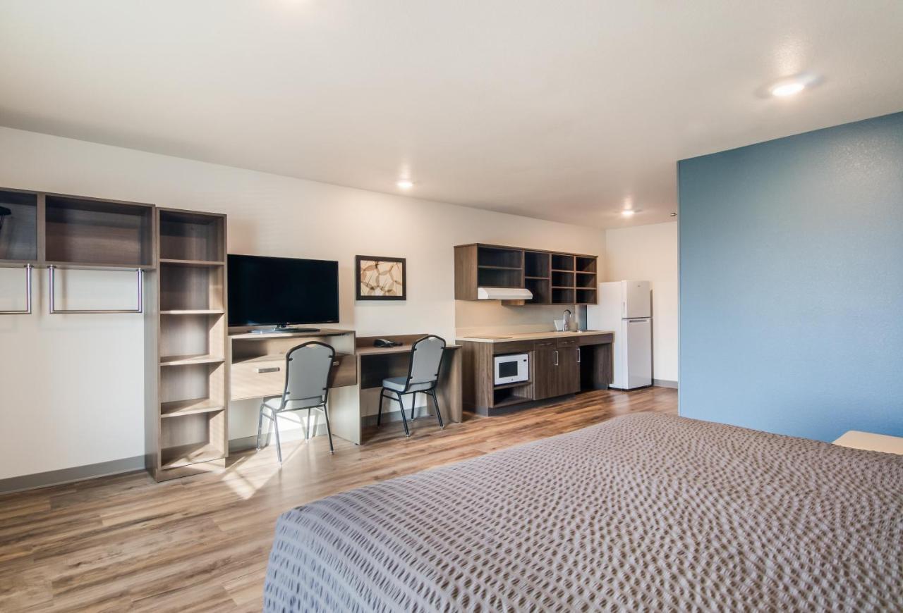 Woodspring Suites Thornton-North Denver Exteriör bild